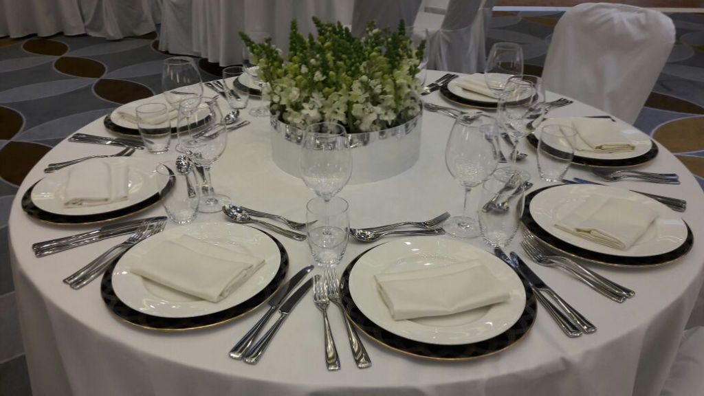 столовый фарфор для сервировки столовый фарфор для сервировки