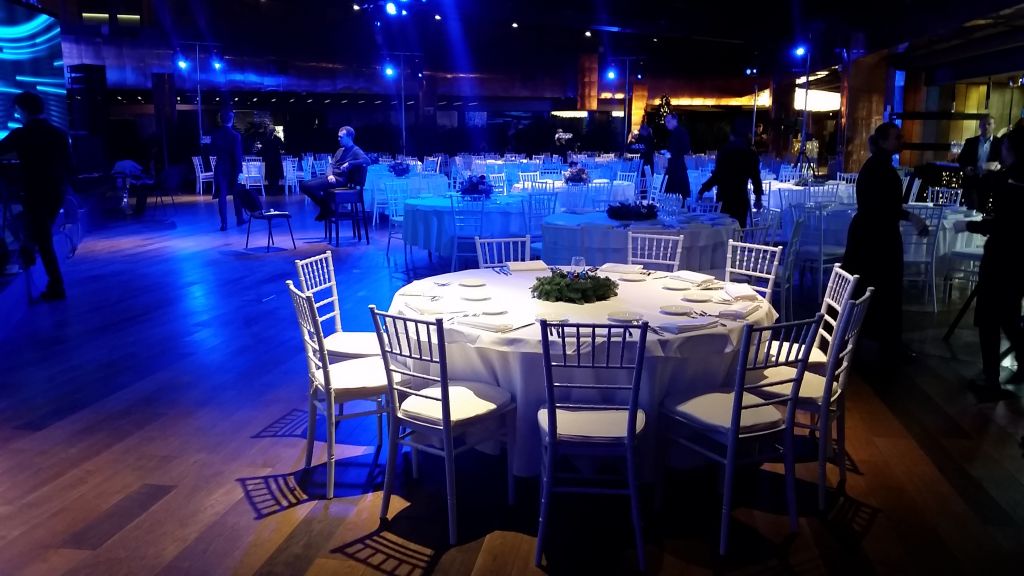 правила поведения в ресторане правила поведения в ресторане